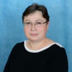 Никонова Елена
